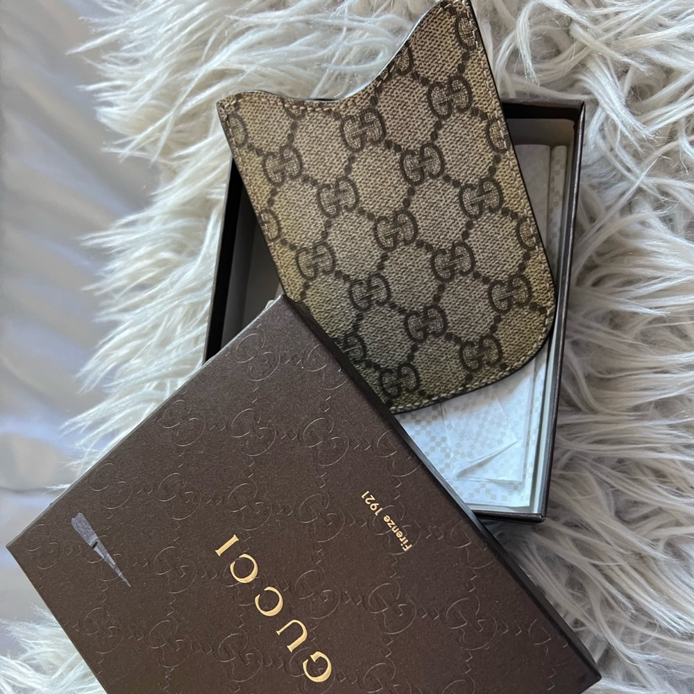 Authentic Gucci Pouch